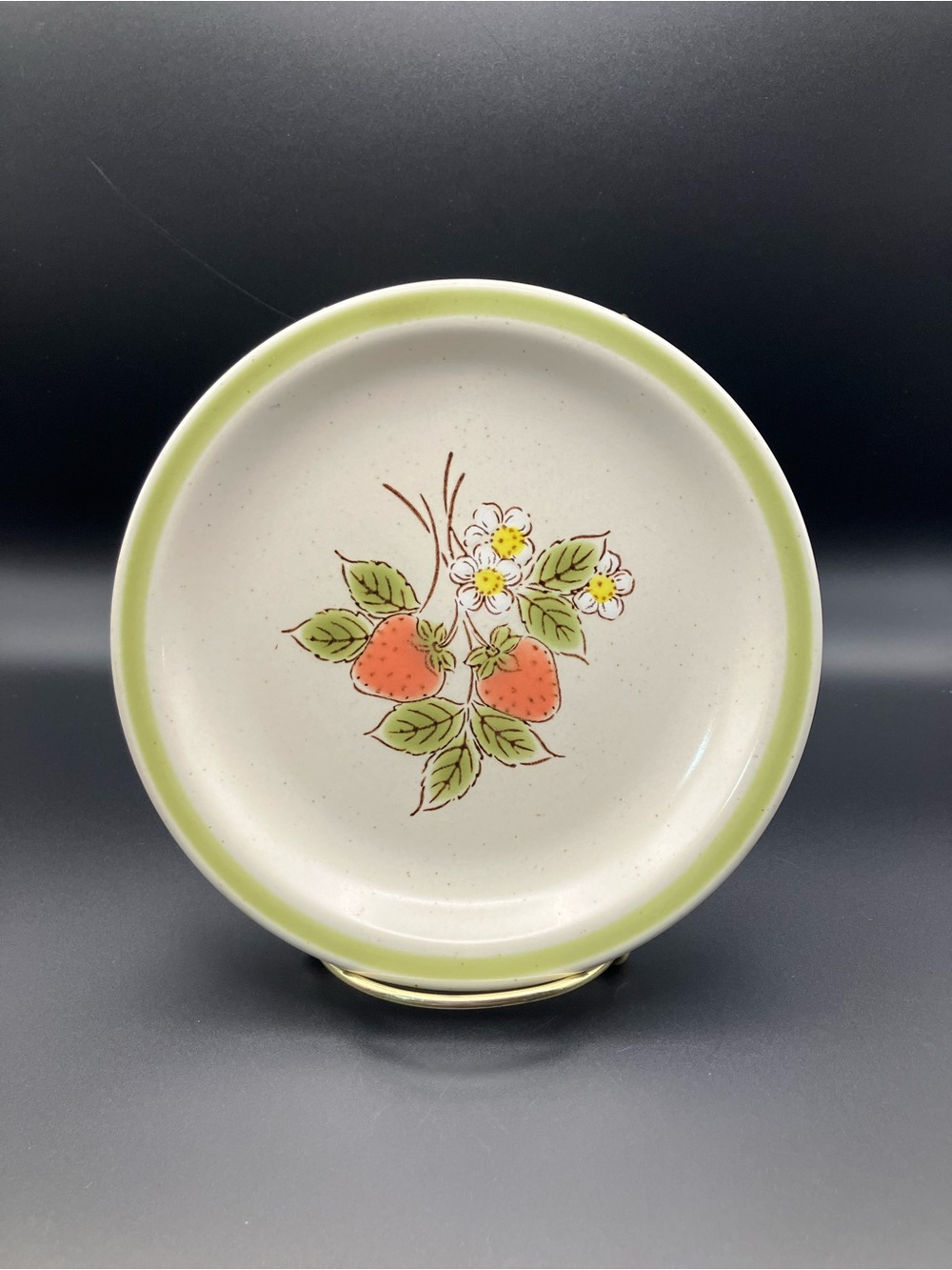 Vintage Japan Spring Collection Stoneware Strawberry Salad / Dessert Plate